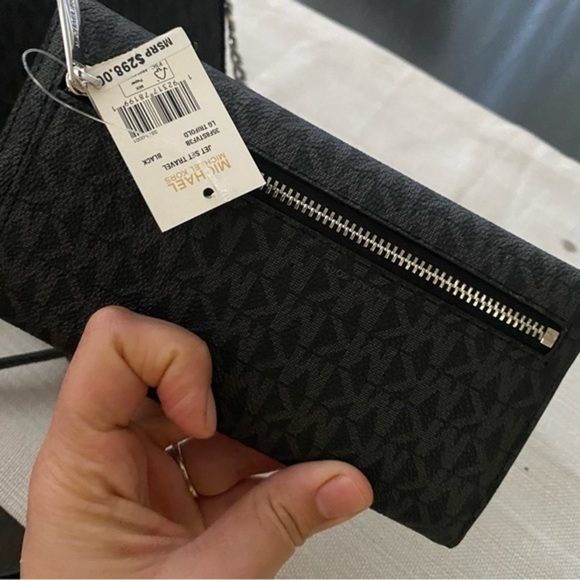 New Michael Kors jet set Large travel EW crossbody bag & wallet set - Picture 13 of 16